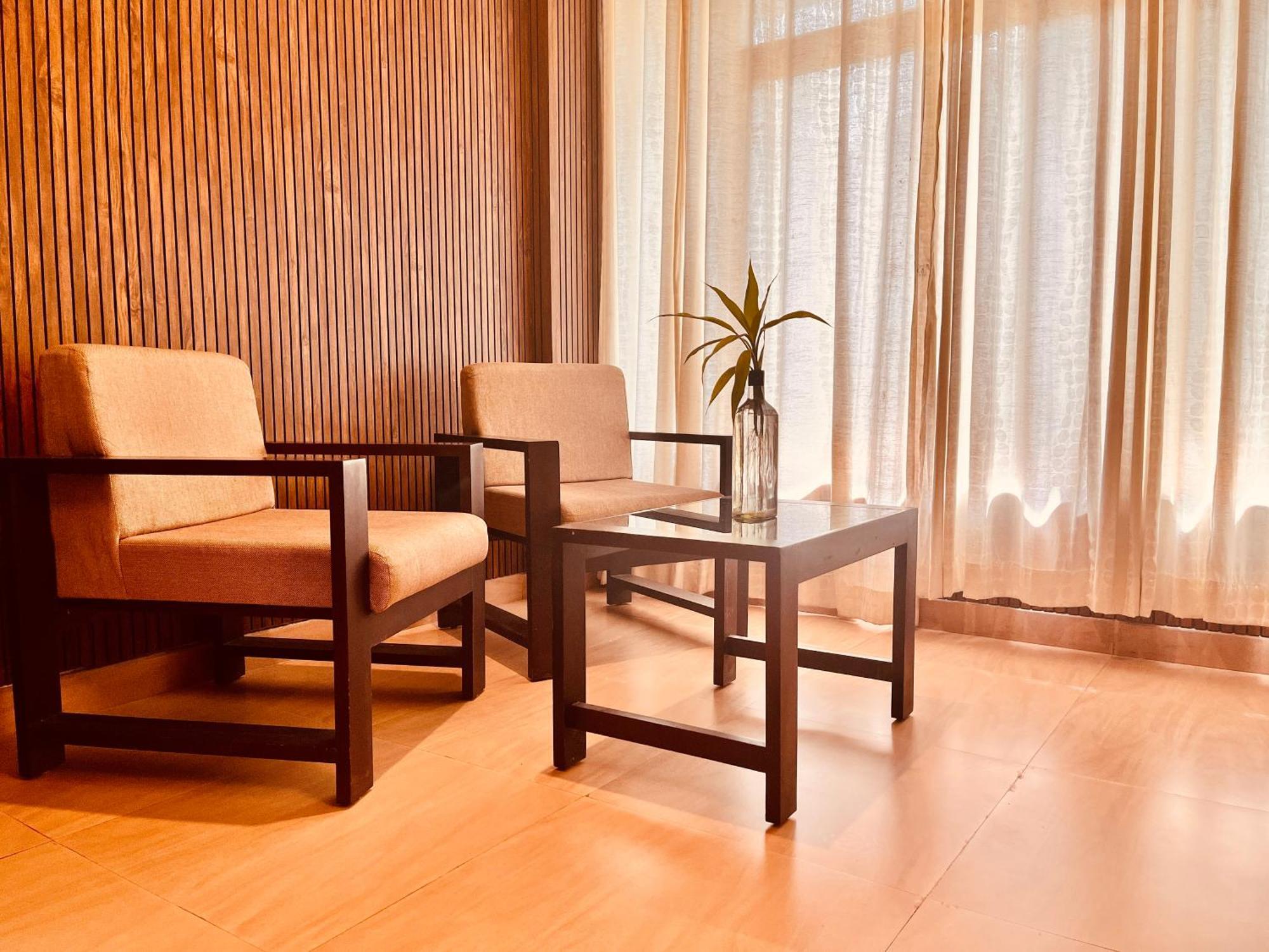 Pearl Grand Boutique Cottage In Omaxe Anandam Vrindavan - #Premium Ac Rooms With Balcony #Big Parking #Lift #Garden #Peaceful Area #Near Prem Mandir #Property Of The Year #Most Awarded Exterior photo